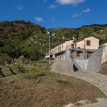 Turismo Rurale Il Sole Villa Sant'Angelo di Brolo Eksteriør bilde