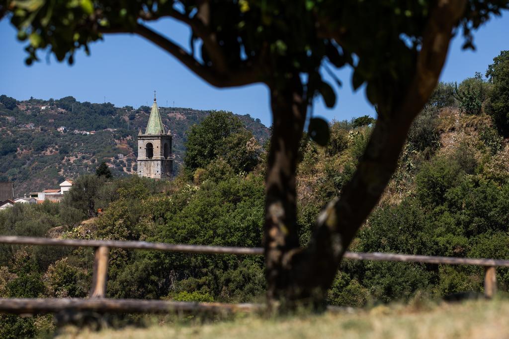 Turismo Rurale Il Sole Villa Sant'Angelo di Brolo Eksteriør bilde