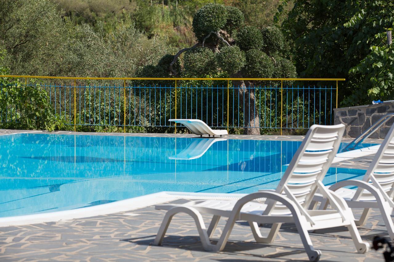 Turismo Rurale Il Sole Villa Sant'Angelo di Brolo Eksteriør bilde