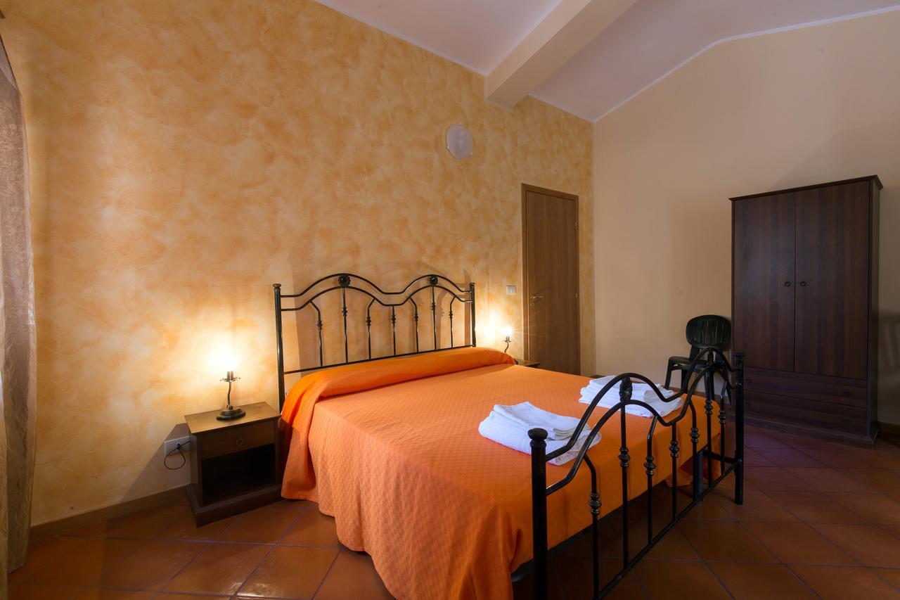 Turismo Rurale Il Sole Villa Sant'Angelo di Brolo Eksteriør bilde